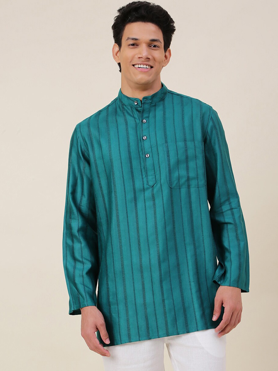 

Fabindia Men Striped Kurta, Teal