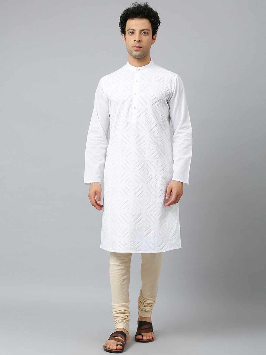 

Fabindia Men White Geometric Kurta