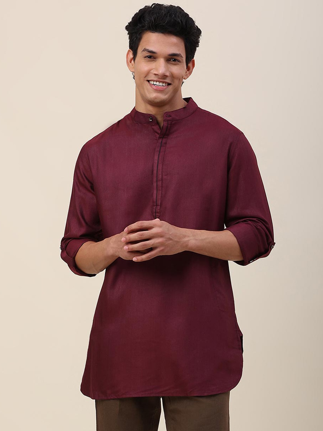 

Fabindia Men Mandarin Collar Straight Kurta, Maroon