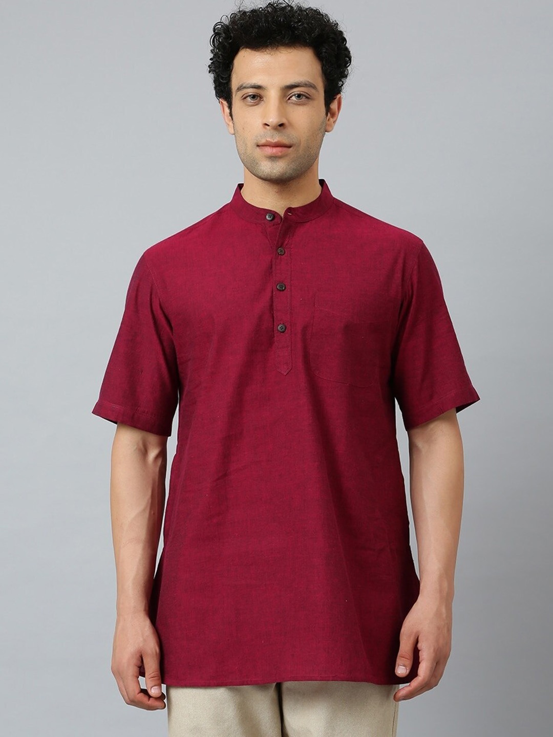 

Fabindia Men Maroon Cotton Mandarin Straight Collared Kurta