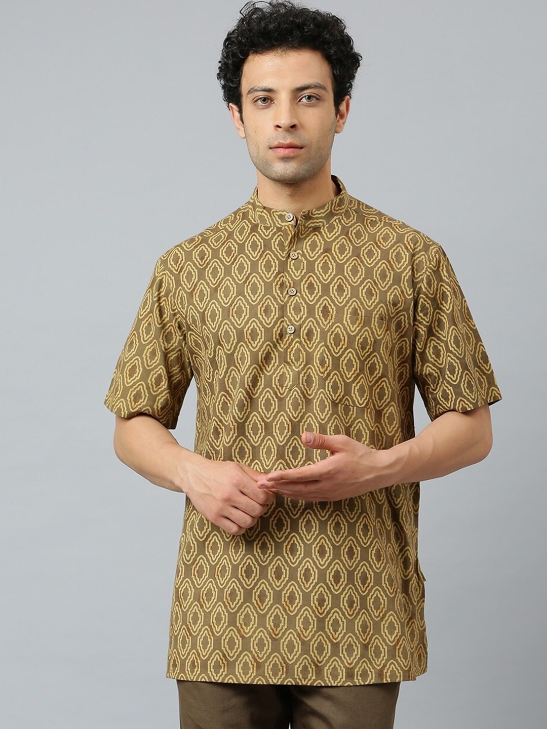 

Fabindia Men Mustard Yellow Geometric Printed Cotton Kurta