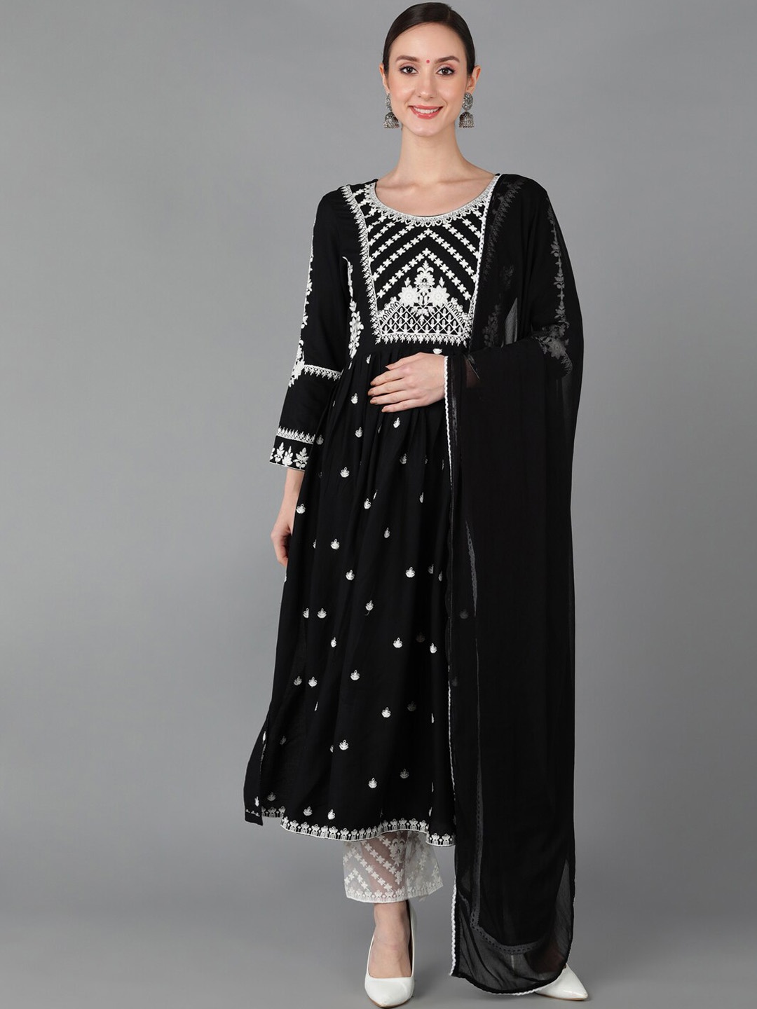 

AHIKA Black Ethnic Motifs Embroidered Chikankari Kurta with Trousers & With Dupatta