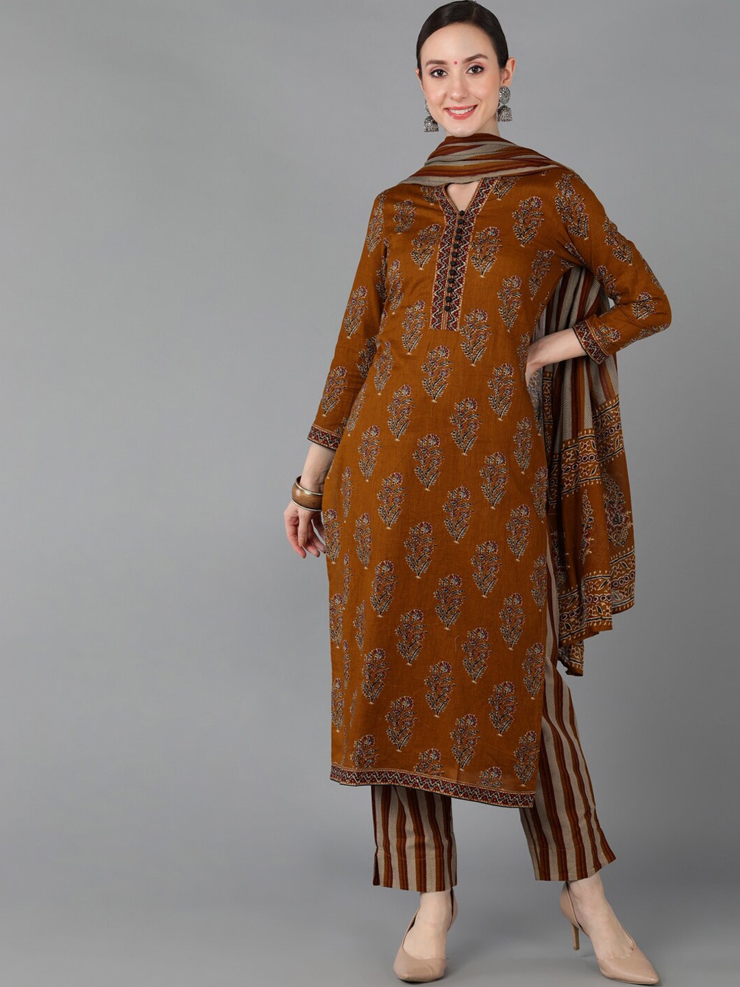 

AHIKA Brown Ethnic Motifs Printed Pure Cotton Kurta with Trousers & With Dupatta