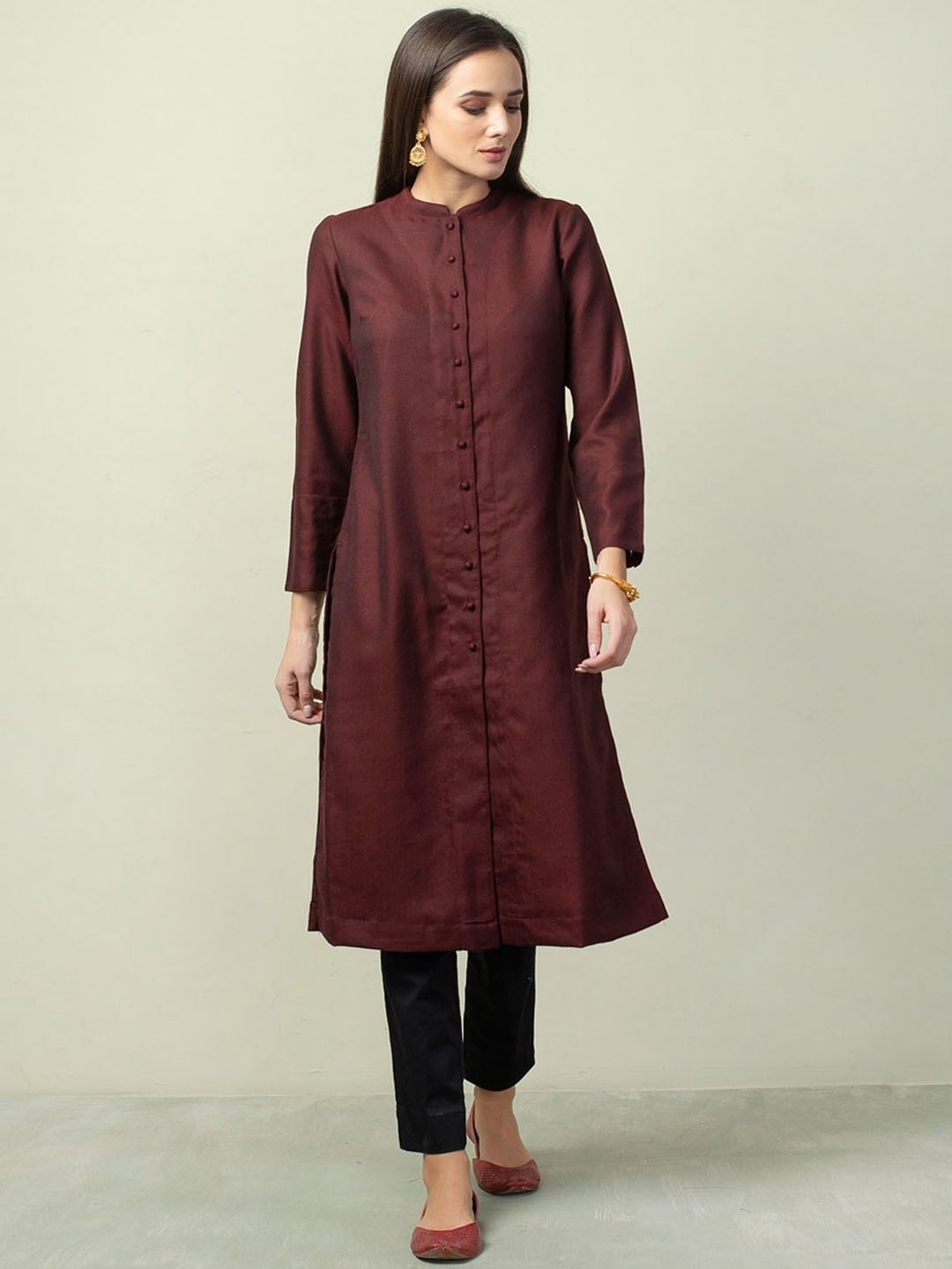 

Fabindia Women Mandarin Collar Kurta, Maroon