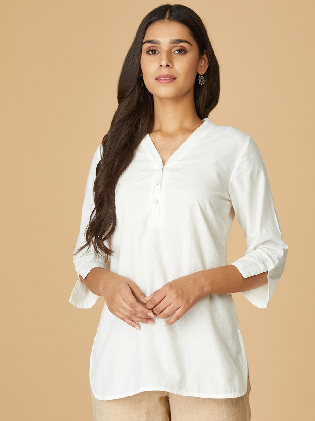 

Fabindia Off White Mandarin Collar Top