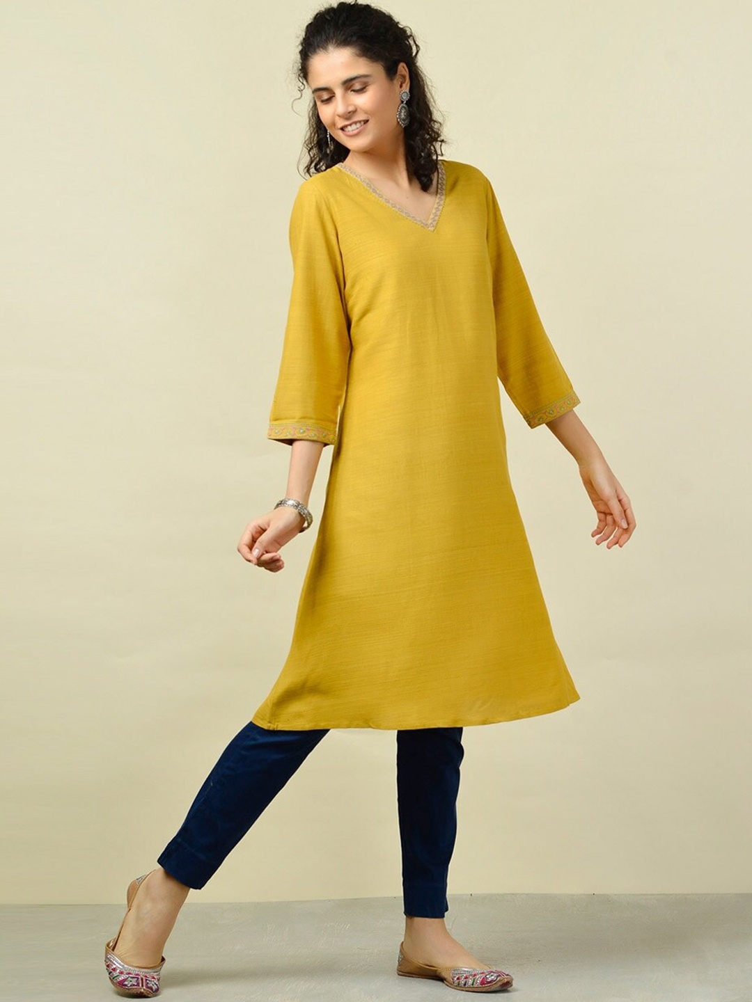 

Fabindia Women Mustard Yellow Thread Work Kurta