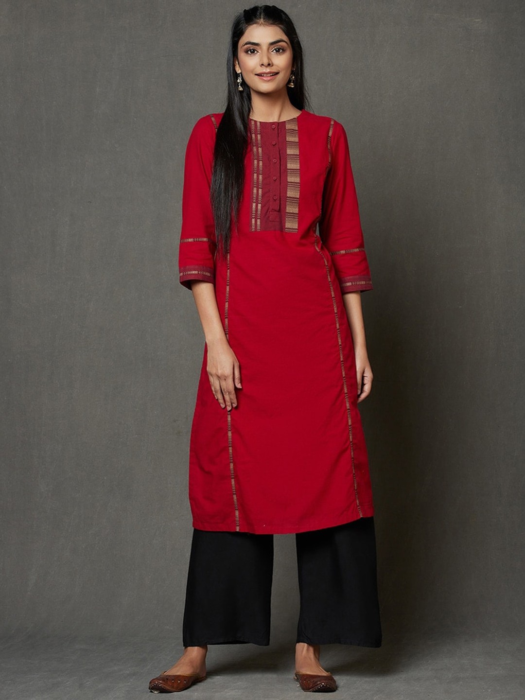 

Fabindia Geometric Printed Round Neck Cotton Kurta, Red