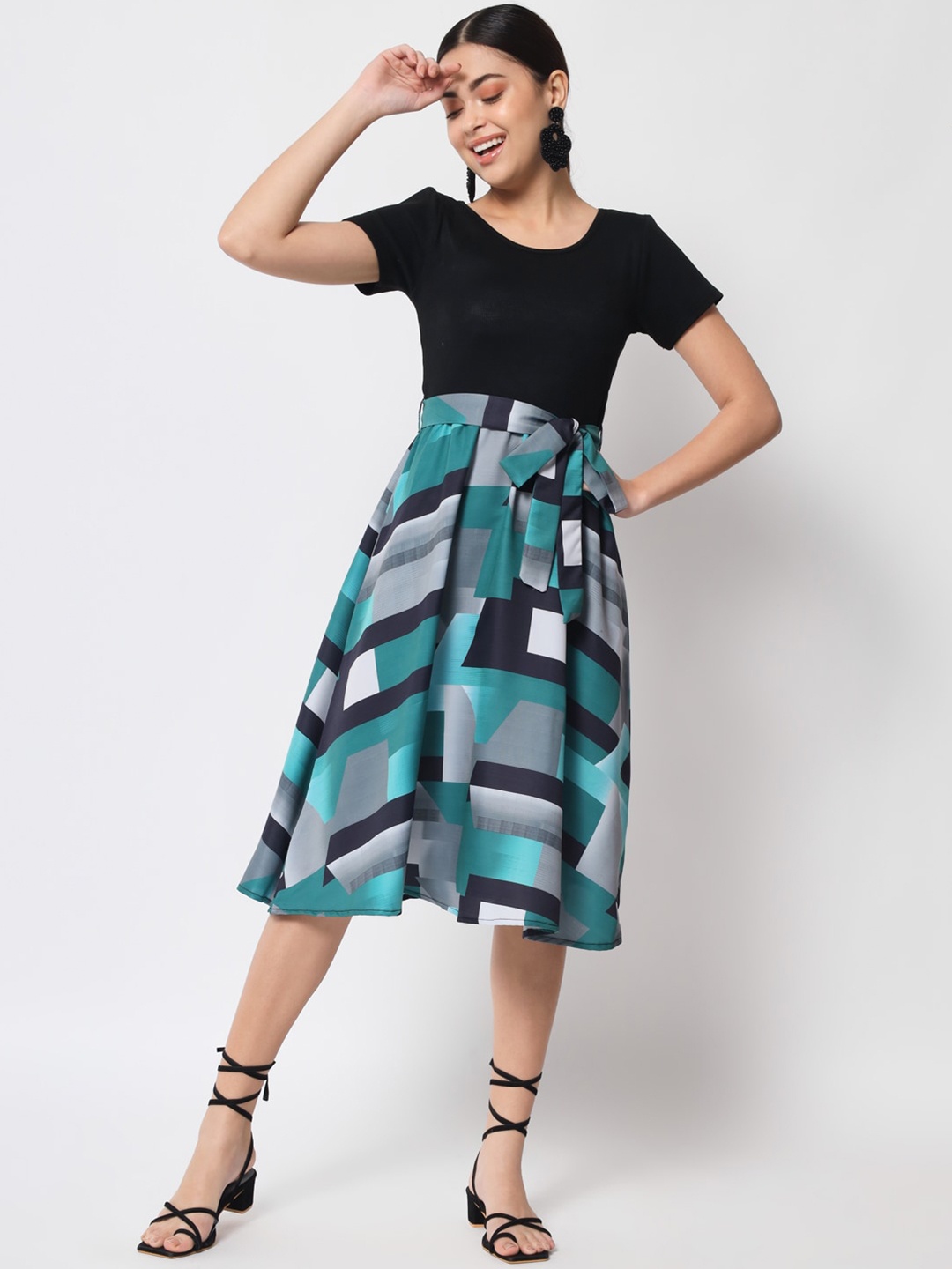 

Womenster Sea Green & Black Abstract Printed Fit & Flare Dress