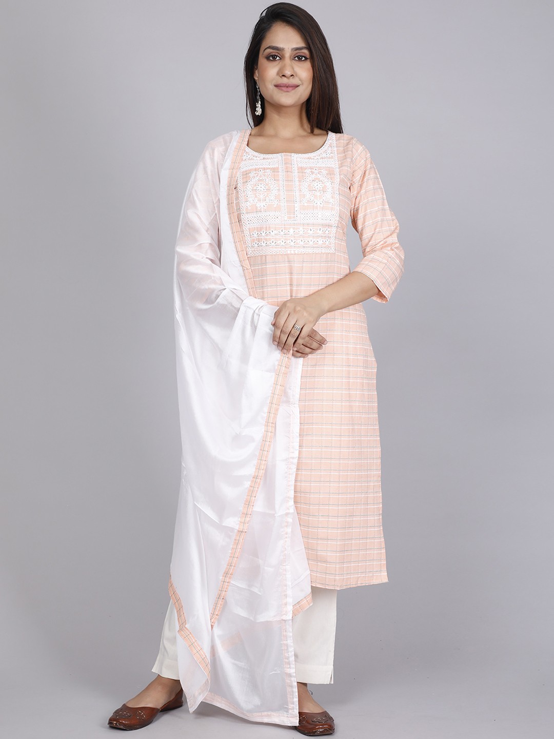 

HERE&NOW Women Orange Embroidered Thread Work Kurta with Trousers & Dupatta