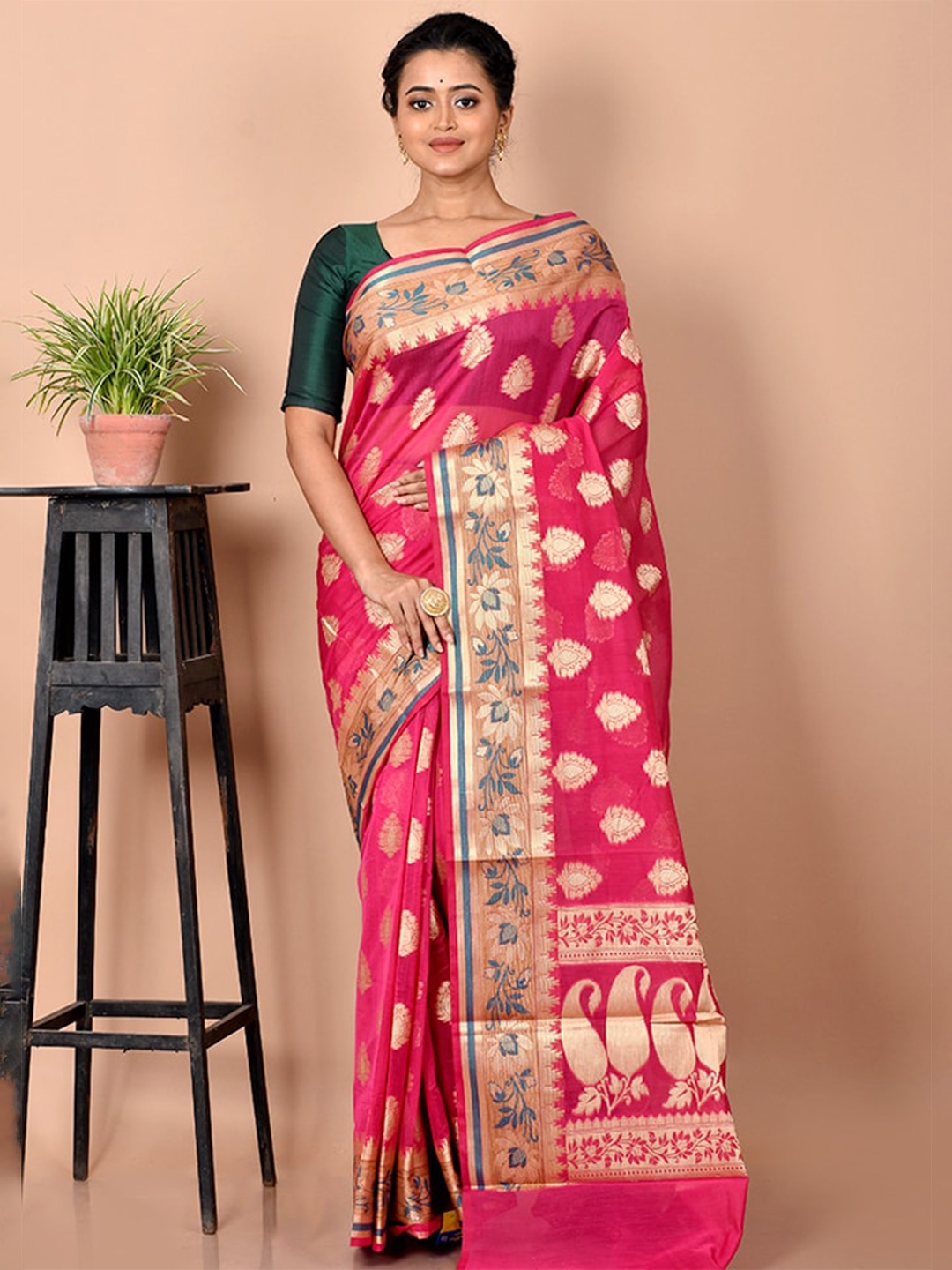 

AllSilks Pink & Gold-Toned Woven Design Zari Silk Cotton Saree