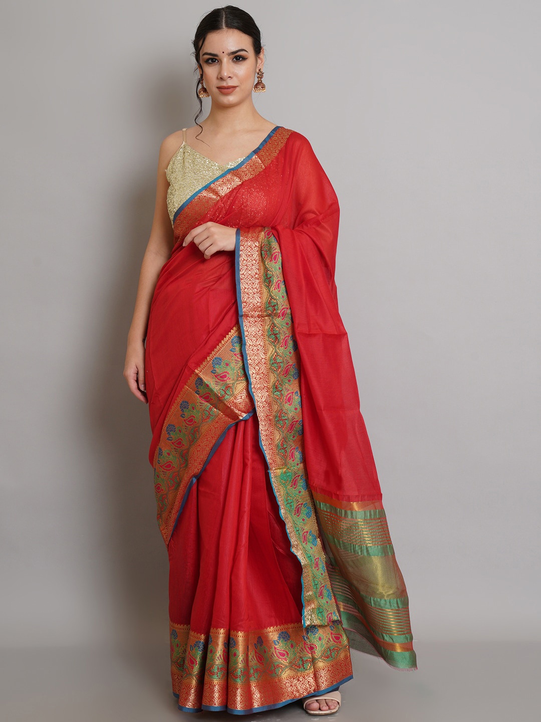 

Risirioutfit Red & Green Zari Silk Cotton Banarasi Saree