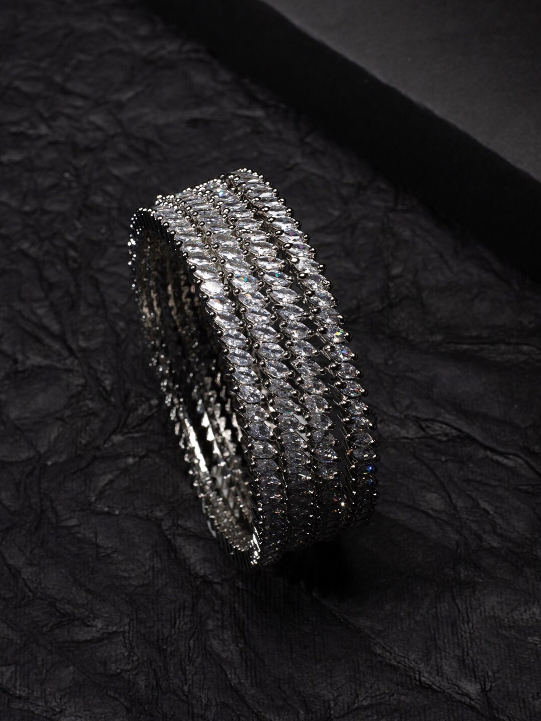 

justpeachy Silver-Toned Set Of 4 Rhodium-Plated AD Studded Bangles