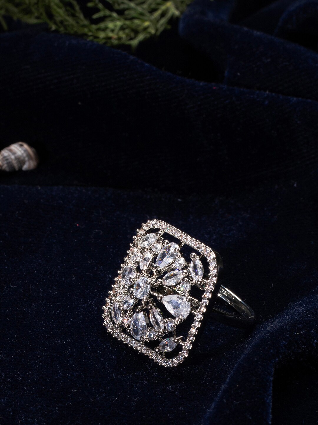 

justpeachy Silver-Toned Rhodium-Plated & White AD Studded Finger Ring