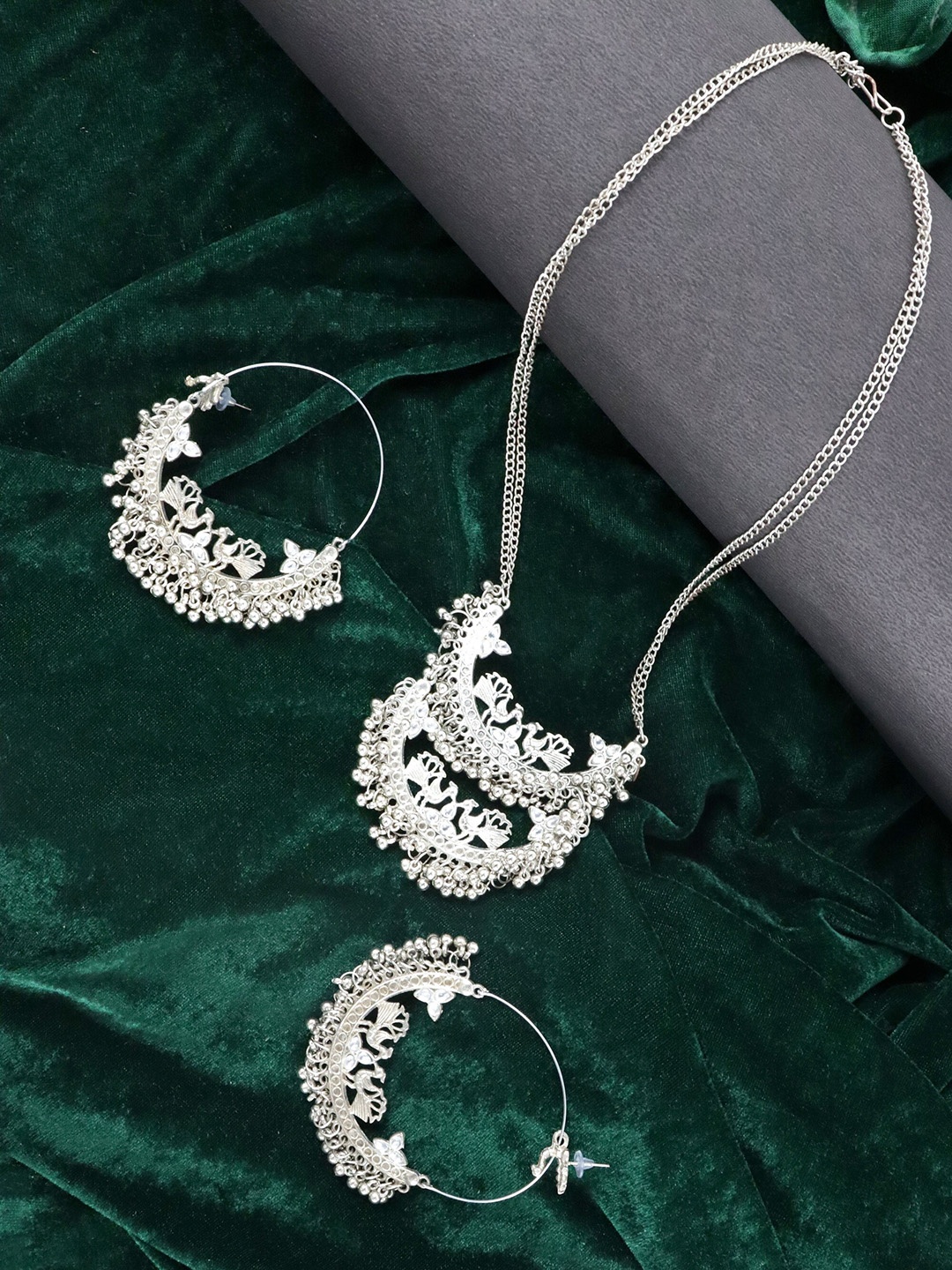 

Krelin Women Oxidised Silver-Plated White Stone Studded Jewellery Set