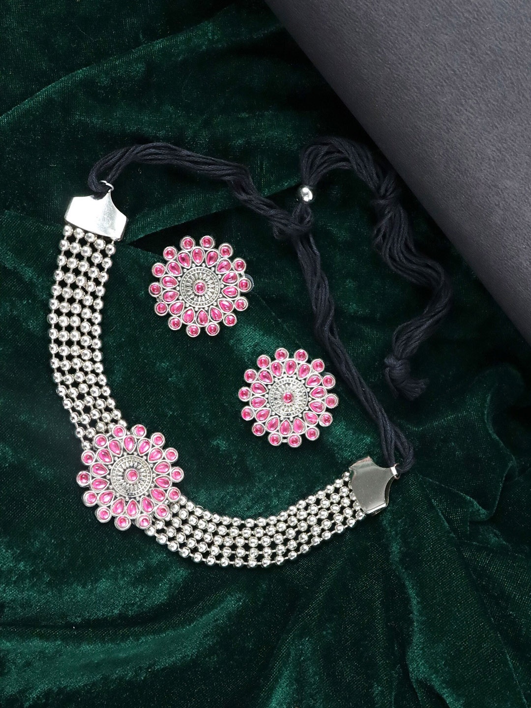 

Krelin Women Silver-Plated Pink Kundan Studded Jewellery Set
