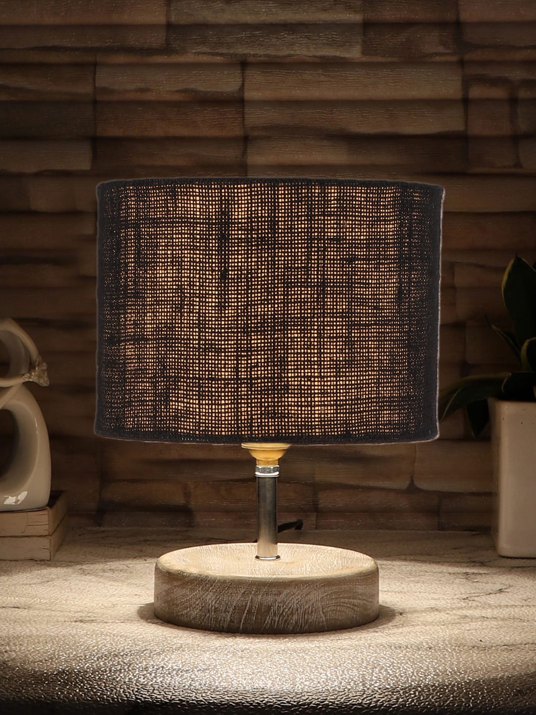 

Devansh Black & Brown Jute Table Lamp With Wood Base