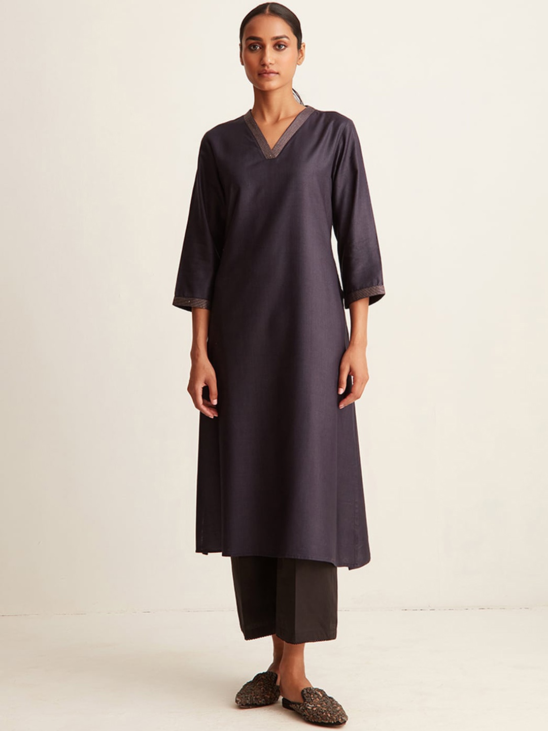 

Ancestry Navy Blue V-Neck Calf Length Kurta