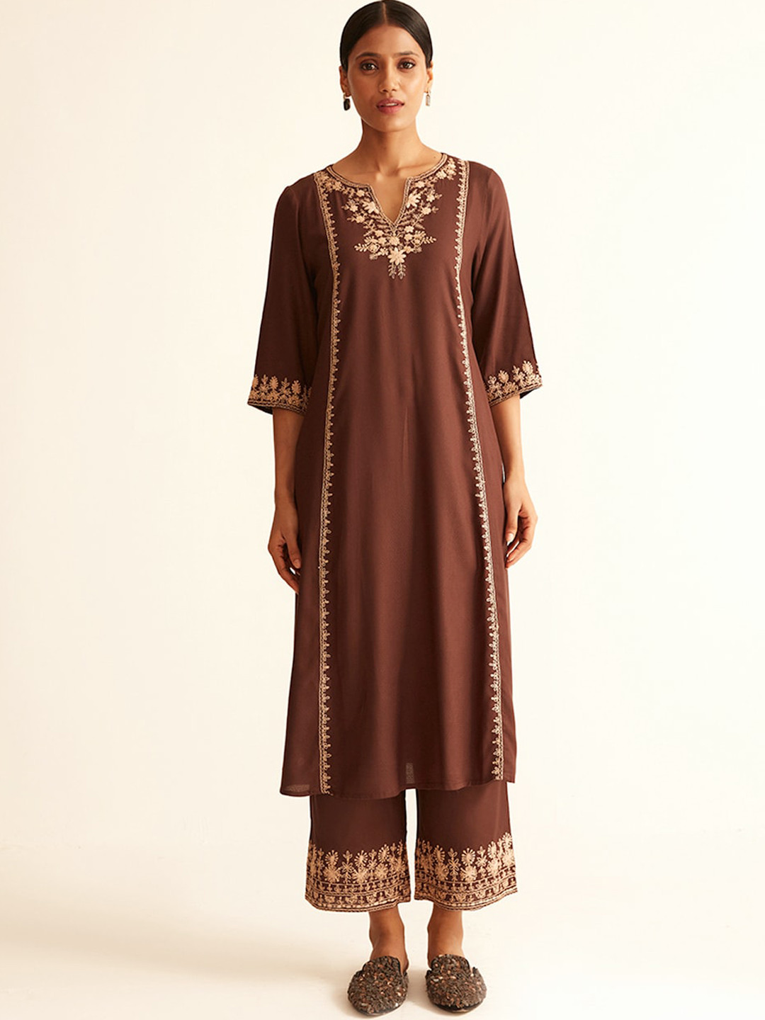 

Ancestry Brown Floral Embroidered Thread Work Cotton Kurta