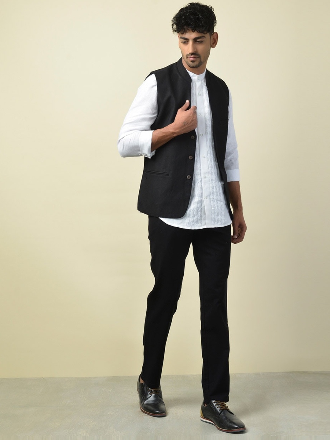

Fabindia Men Black Linen Nehru Jacket