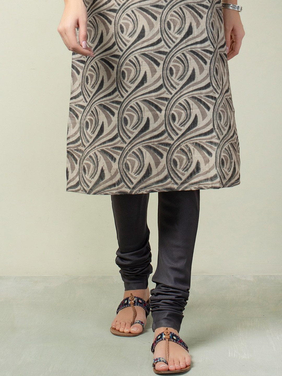 

Fabindia Women Grey Slim-Fit Churidar