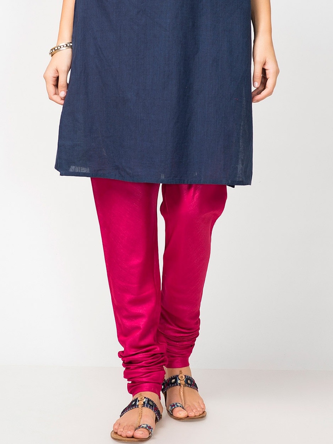 

Fabindia Women Fuchsia Pink Slim-Fit Churidar