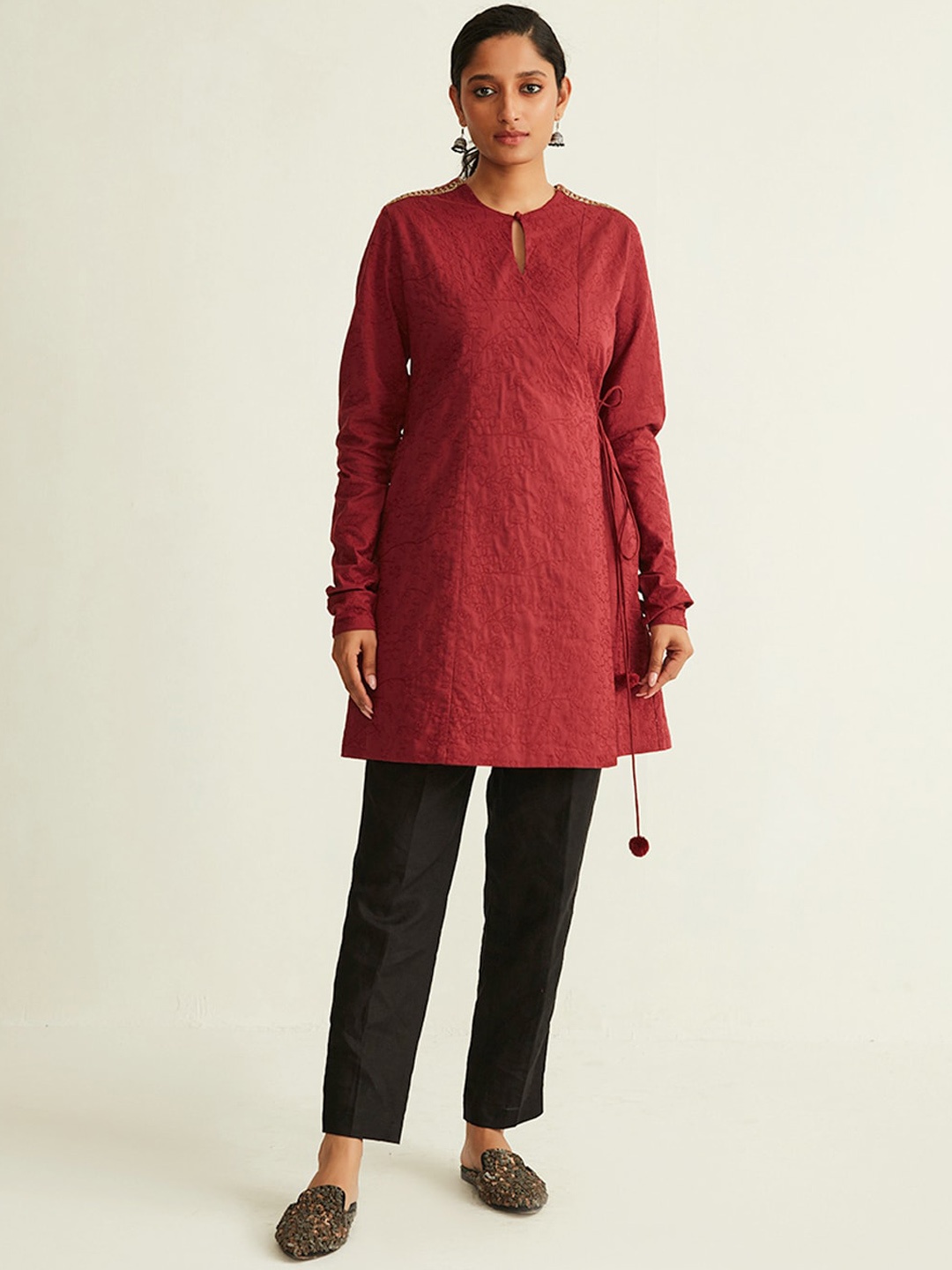 

Ancestry Women Maroon Floral Floral Lightweight Longline Tailored Jacket