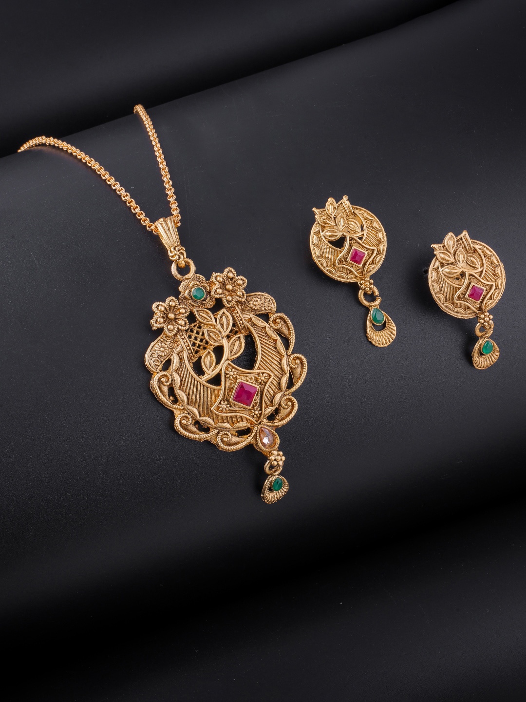 

Brandsoon Red Stone-Studded One Gram Gold Plated Jewellery Set