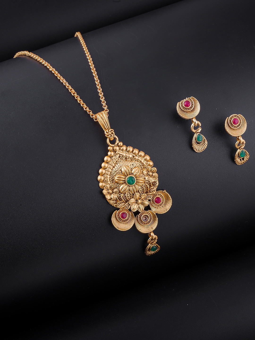 

Brandsoon Green & Pink Artificial Stones and Beads One Gram Gold Plated Jewellery Set
