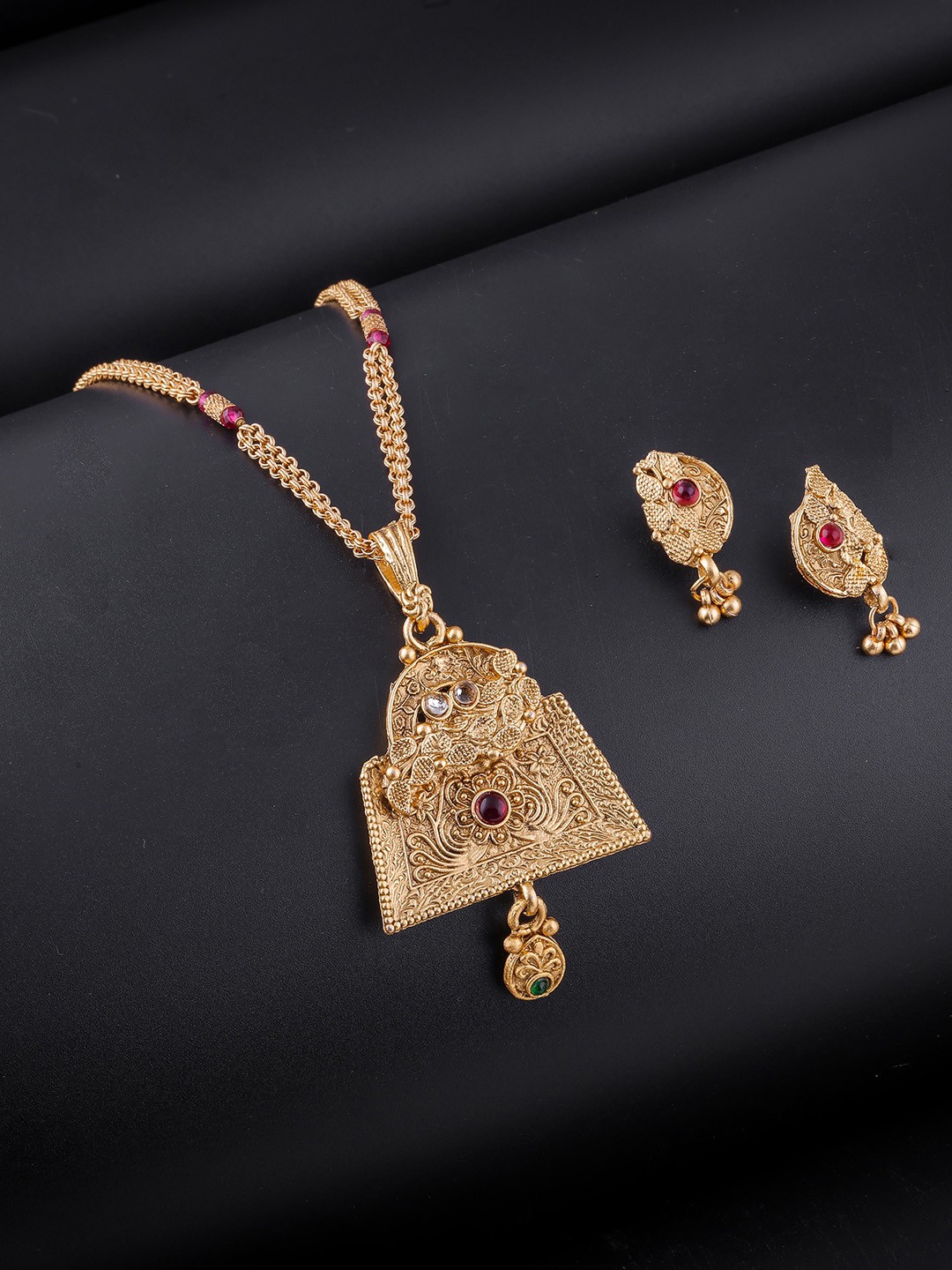 

Brandsoon Gold-Plated Pink Stone-Studded Jewellery Set