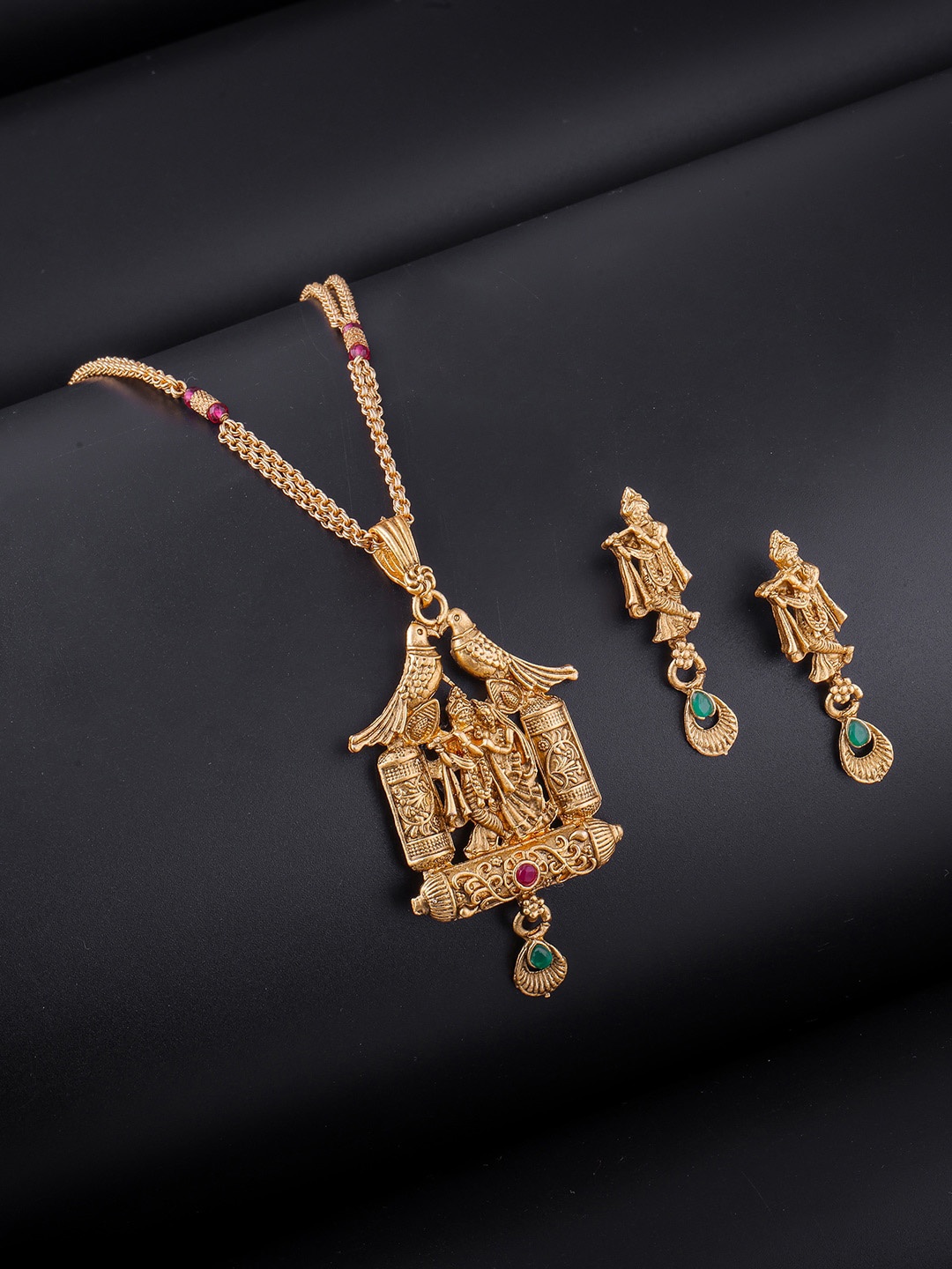 

Brandsoon Gold-Plated Green Stone Studded Jewellery Set