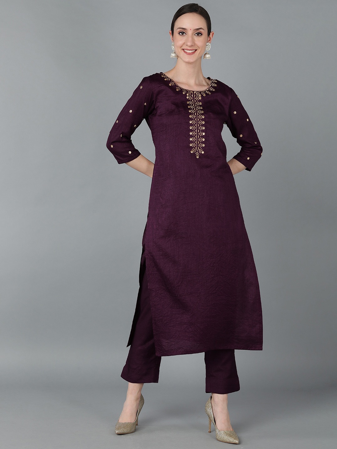 

AHIKA Women Purple Ethnic Motifs Embroidered Mirror Work Yoke Design Kurta