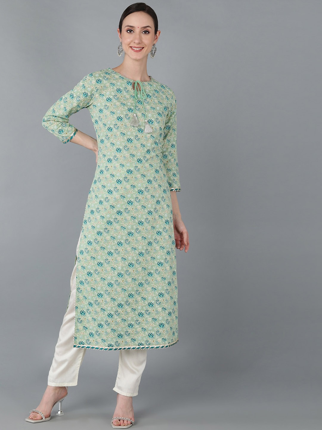 

AHIKA Women Sea Green Floral Printed Cotton Kurta