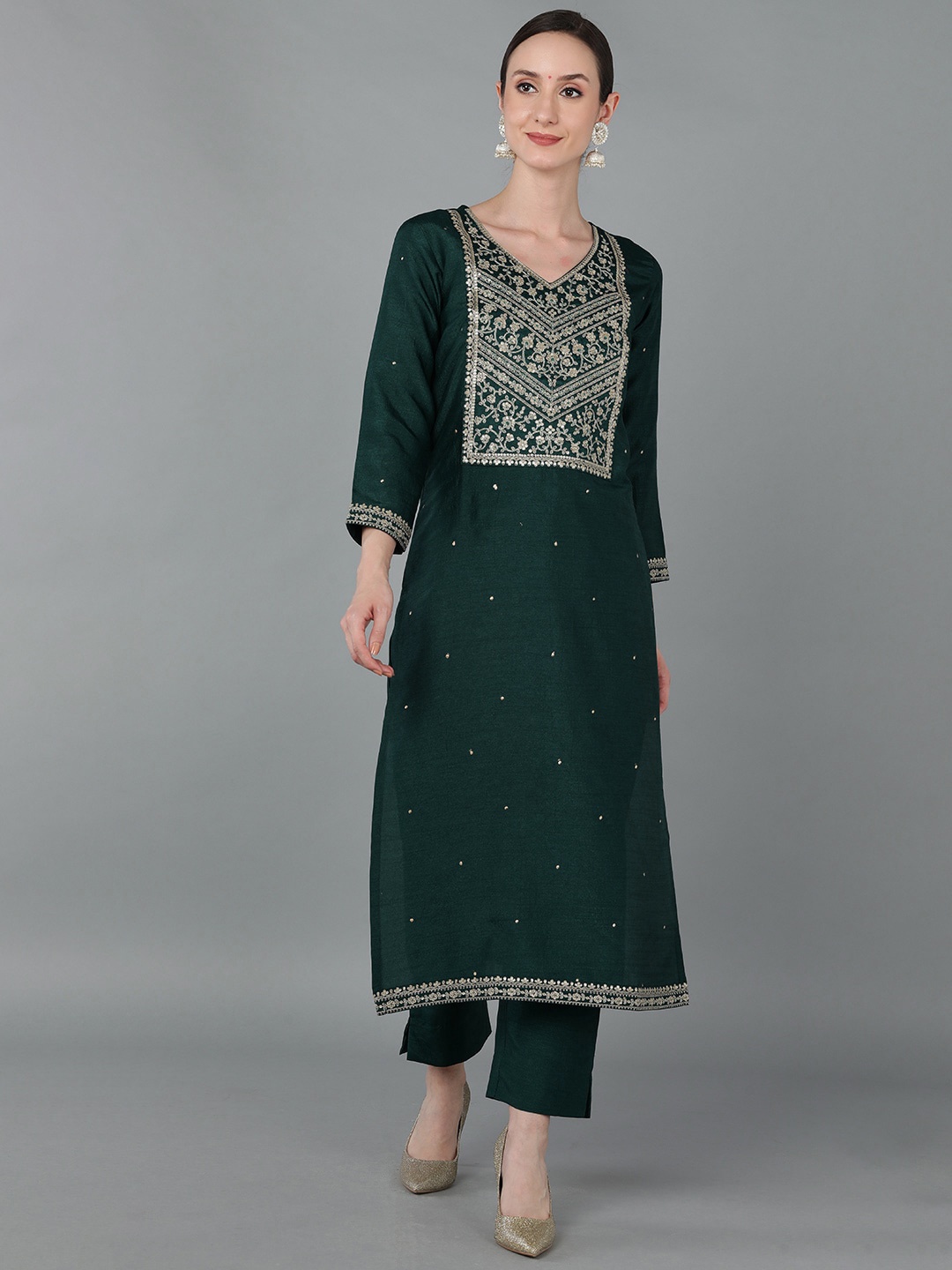 

AHIKA Women Green Ethnic Motifs Embroidered Cotton Kurta