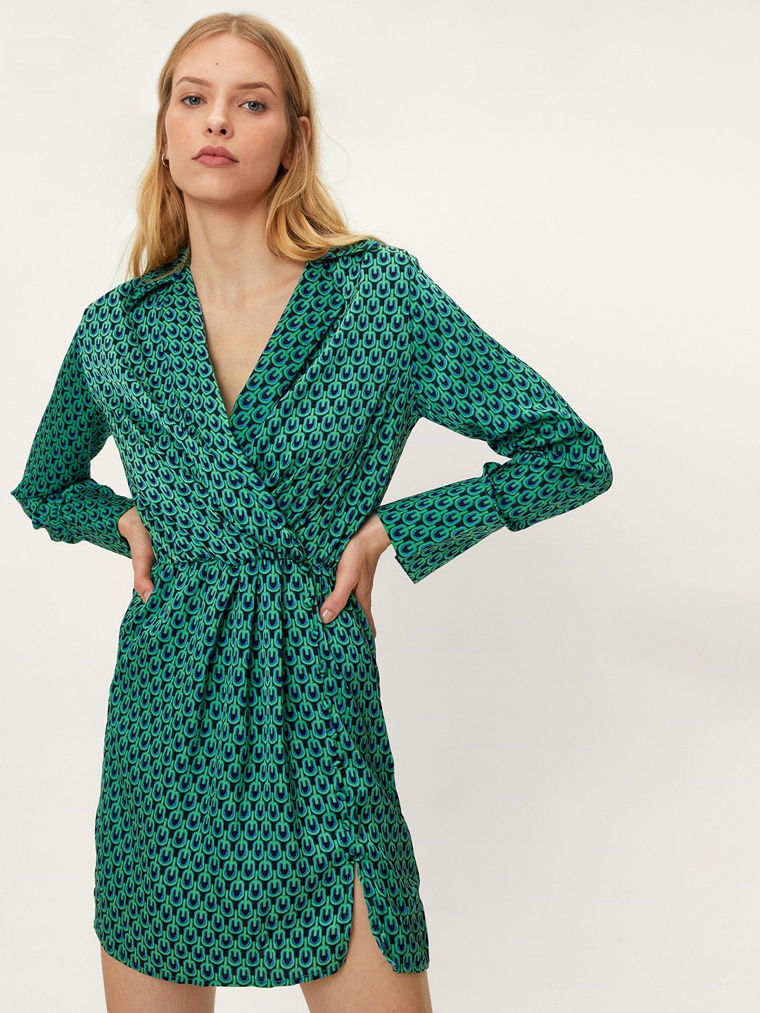 

NASTY GAL Green & Navy Blue Retro Print Wrap Mini Dress