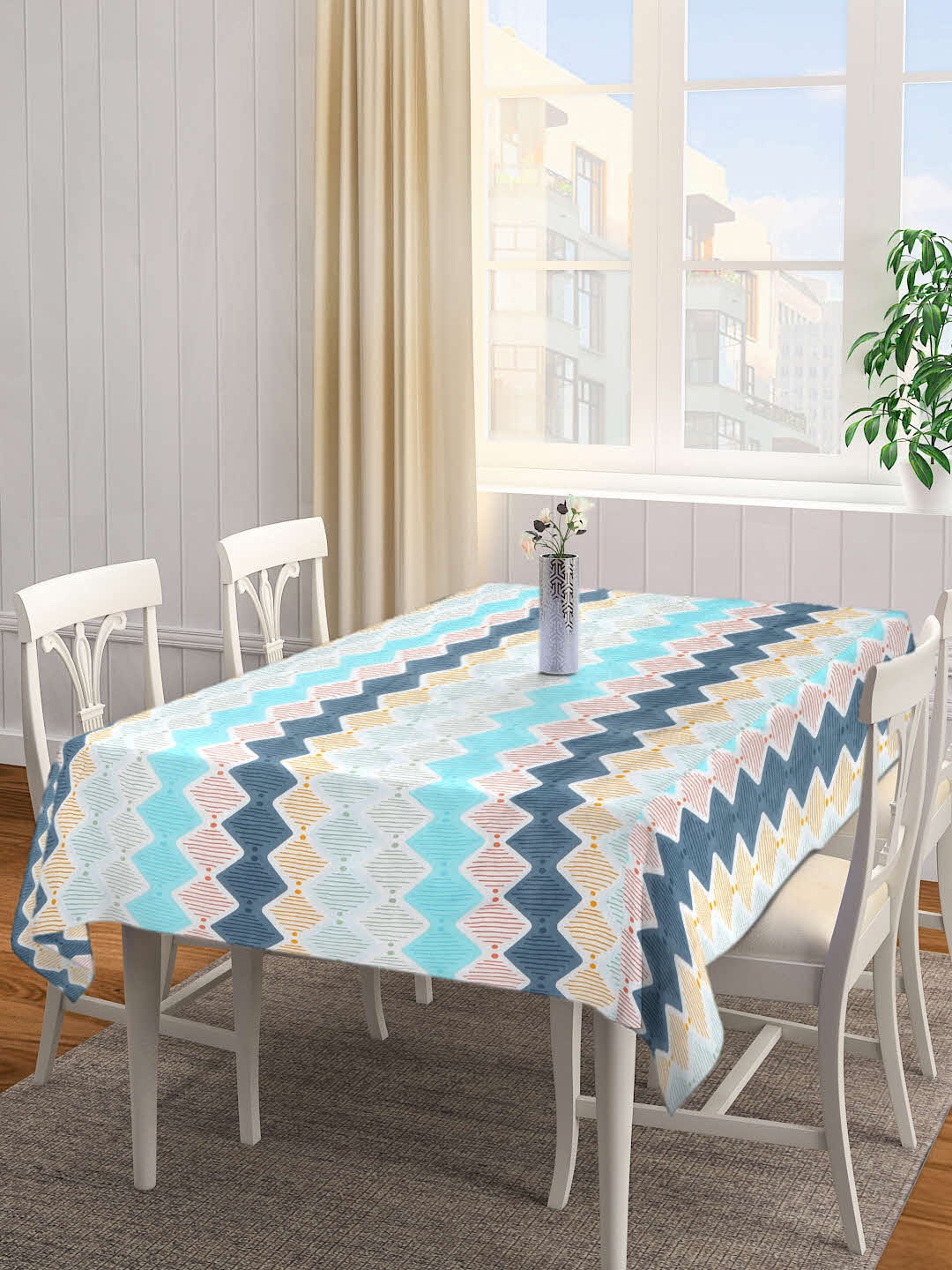 

KLOTTHE White & Blue Geometric Printed 6 Seater Rectangular Table Cover