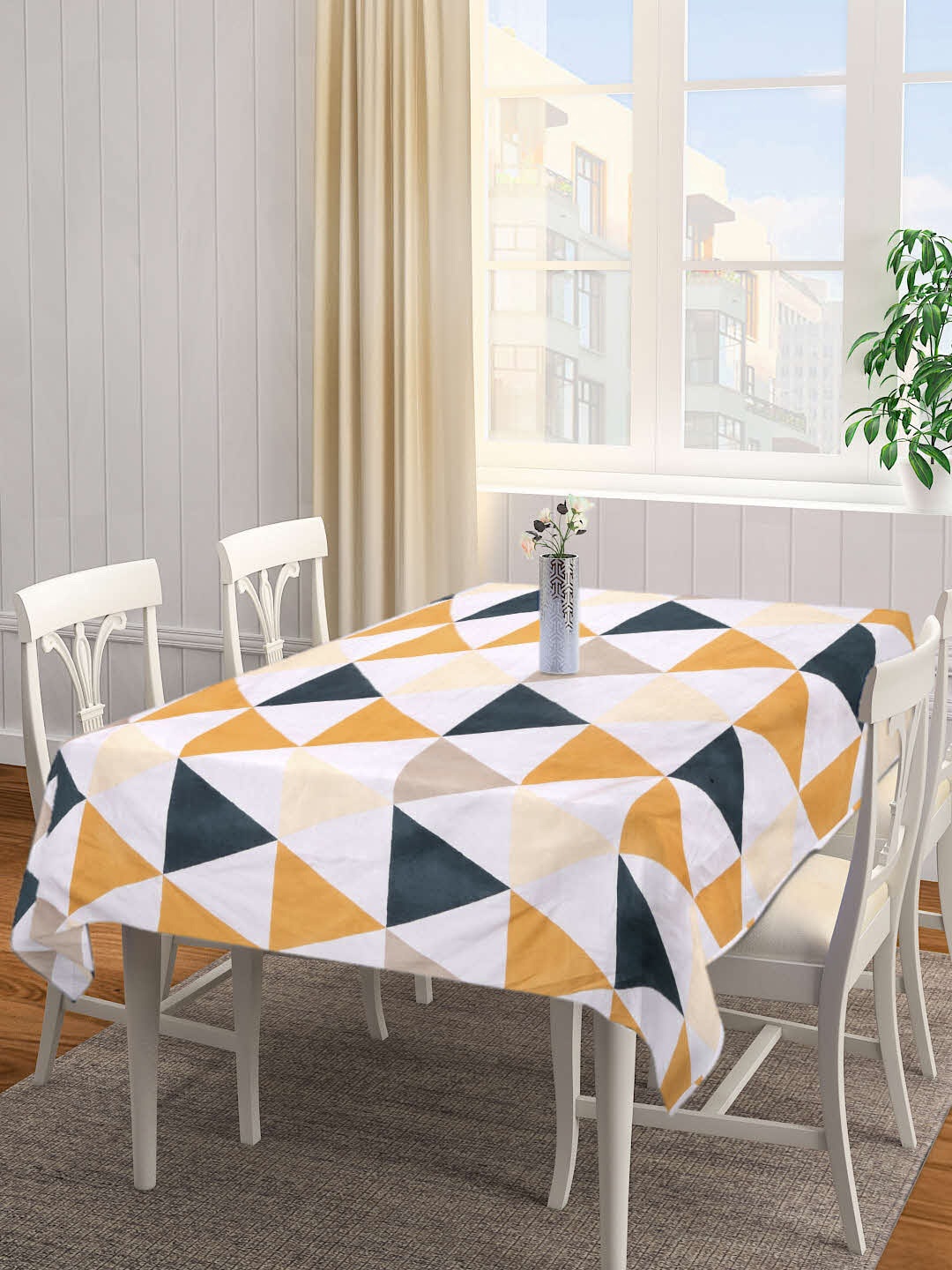 

KLOTTHE White & Yellow Printed 6-Seater Rectangular Table Covers