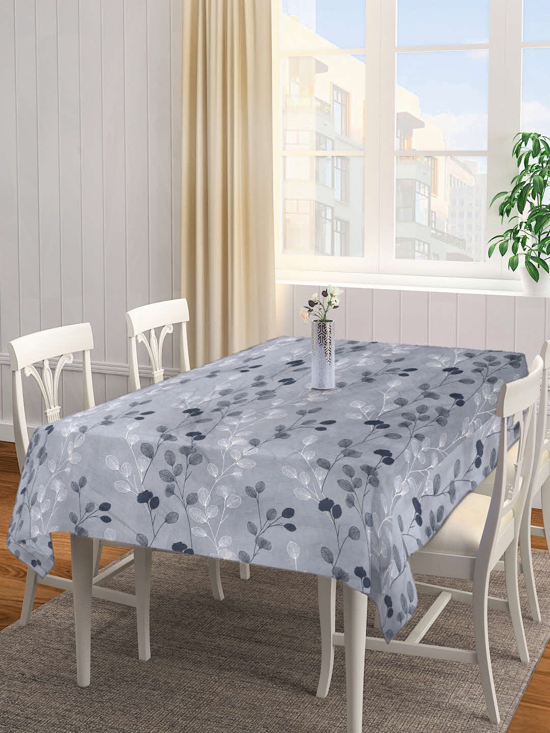 

KLOTTHE Grey & White Floral Printed 6 Seater Dining Table Cover