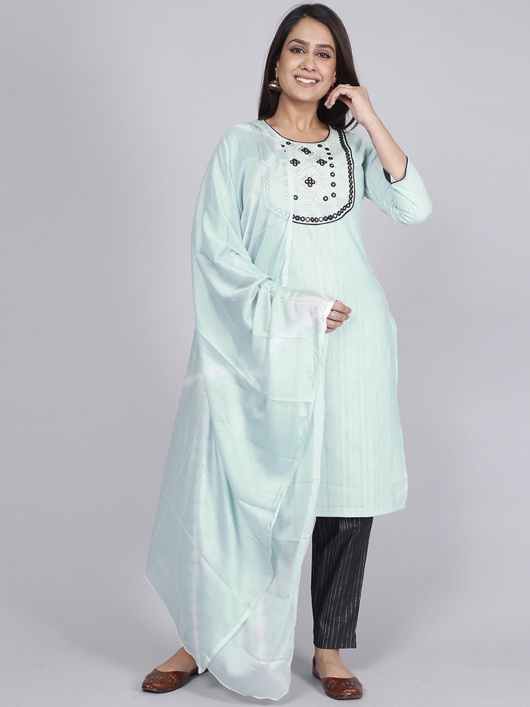 

HERE&NOW Women Green Yoke Design Mirror Work Kurta with Trousers & Dupatta