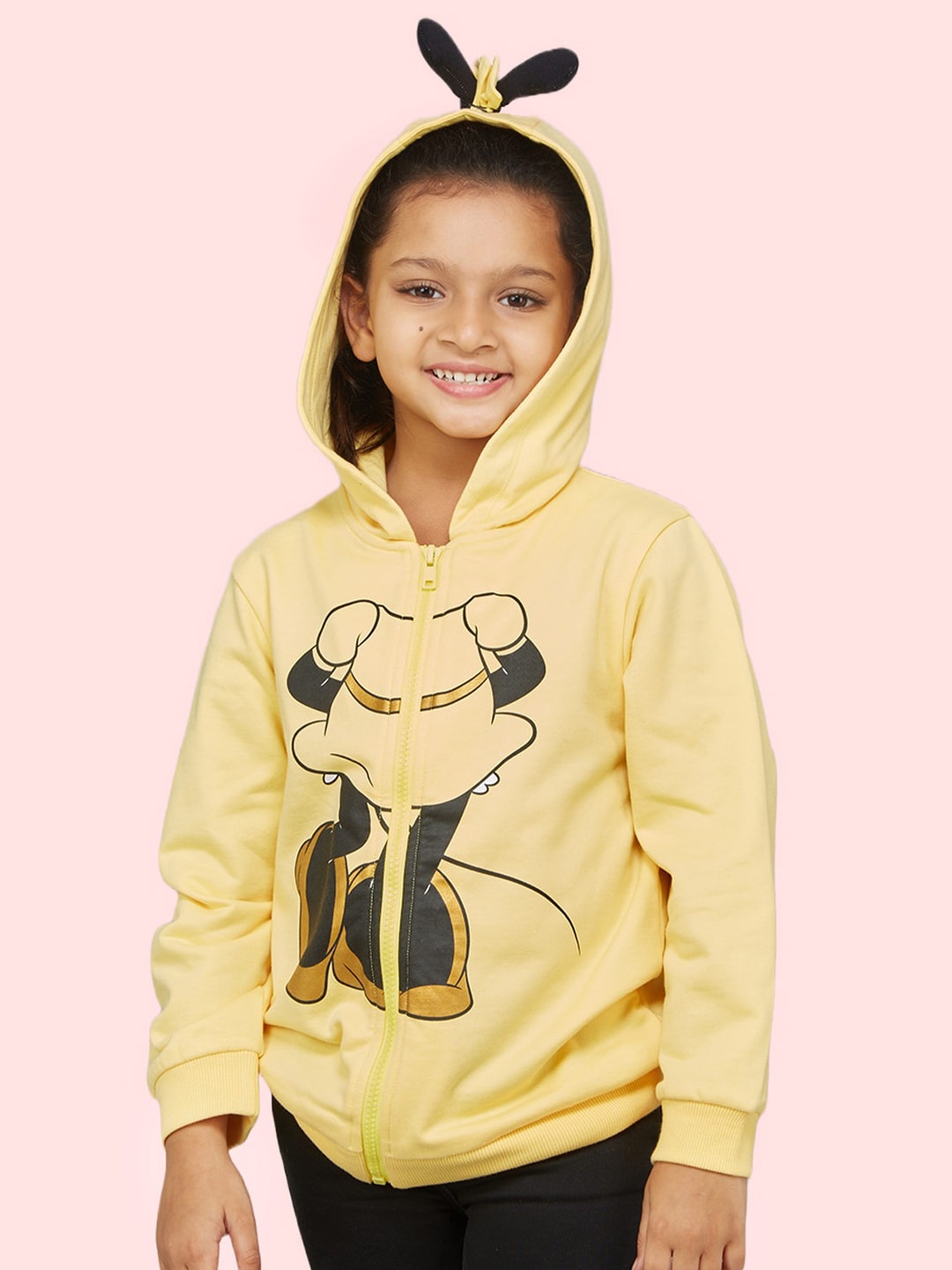 

Zalio Girls Yellow Minnie Mouse Printed Hooded Sweatshirt