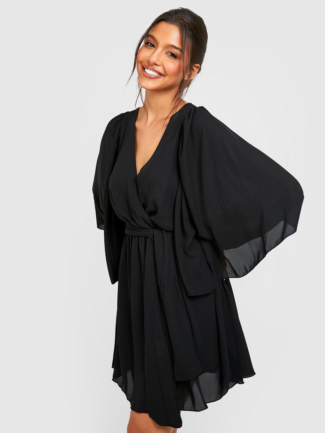 

Boohoo Black Chiffon Batwing Belted Dress