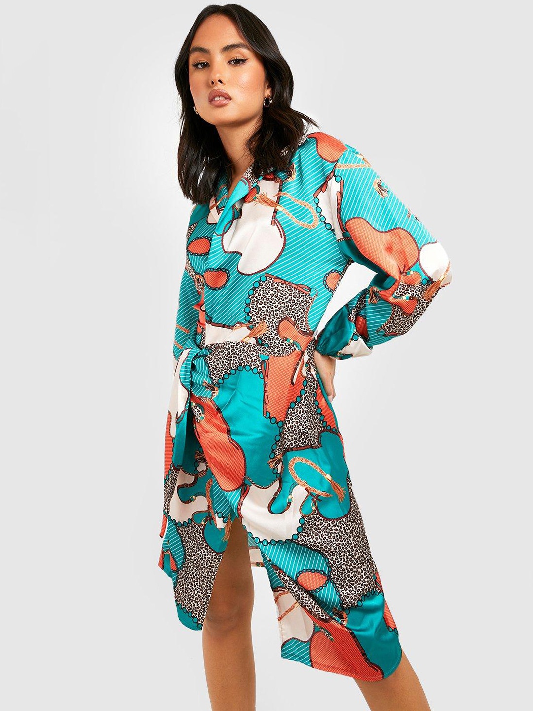 

Boohoo Green & Orange Satin Abstract Print A-Line Dress