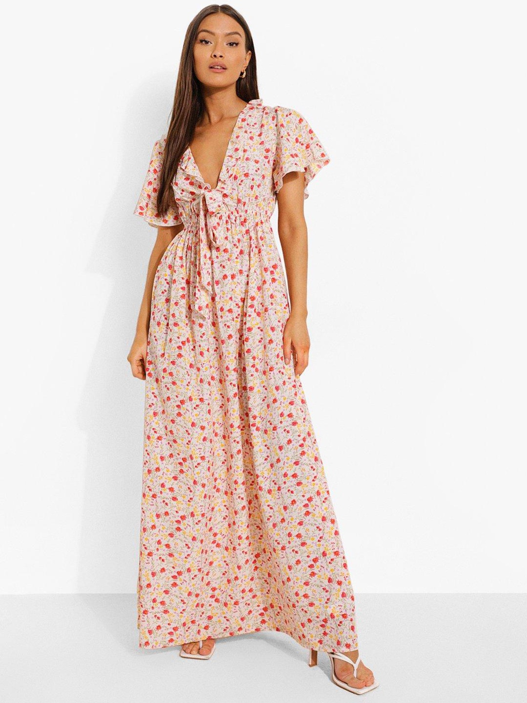 

Boohoo Off White & Red Floral Printed Maxi Dress