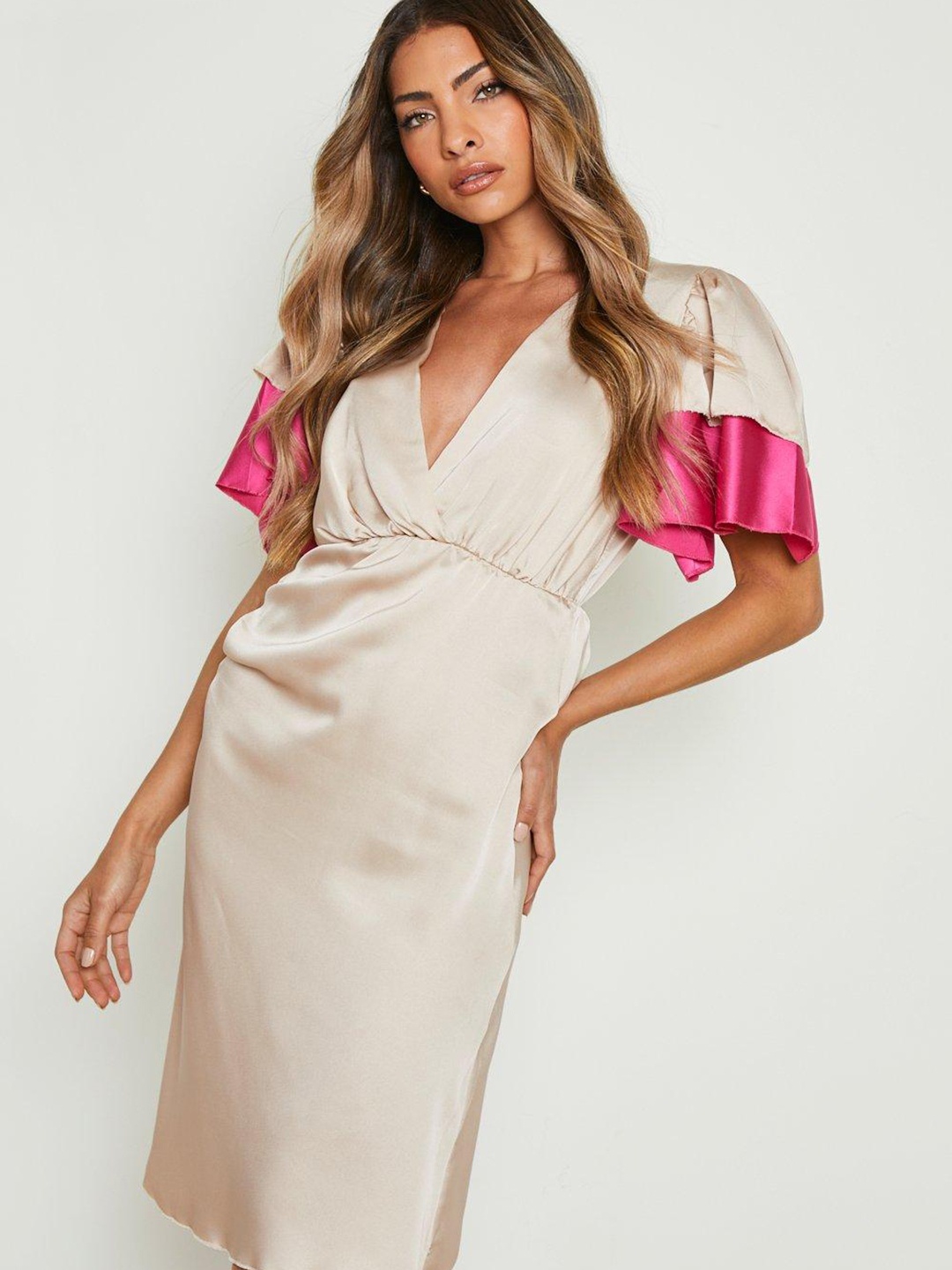 

Boohoo Off White Satin Wrap Dress