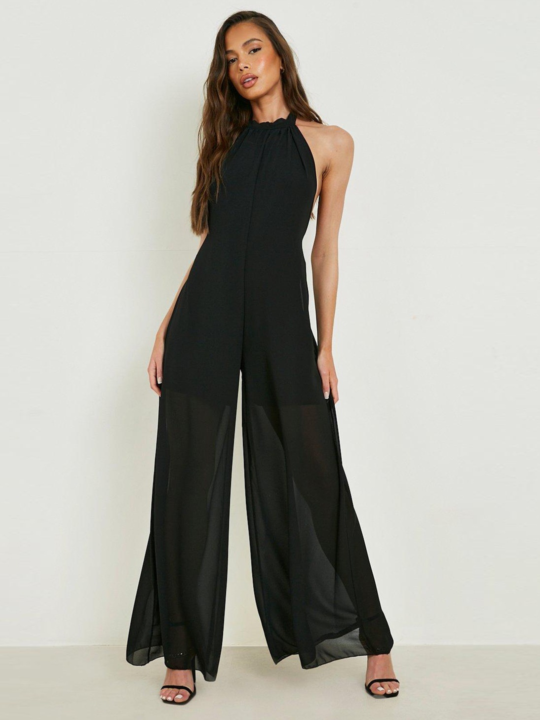 

Boohoo Black Halter Neck Chiffon Wide Leg Trapeze Jumpsuit