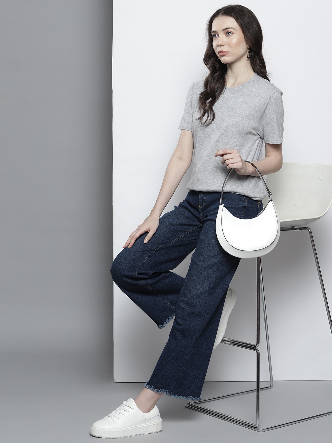 

Boohoo Women Pure Cotton Solid T-shirt, Grey melange