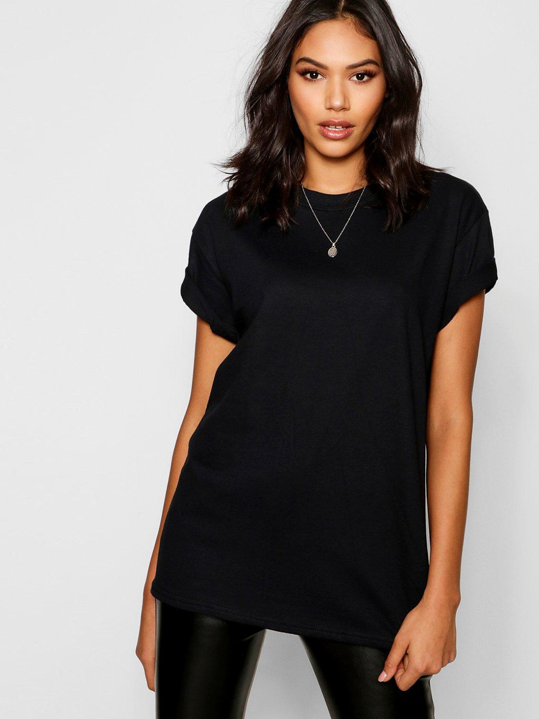 

Boohoo Women Black Extended Sleeves T-shirt
