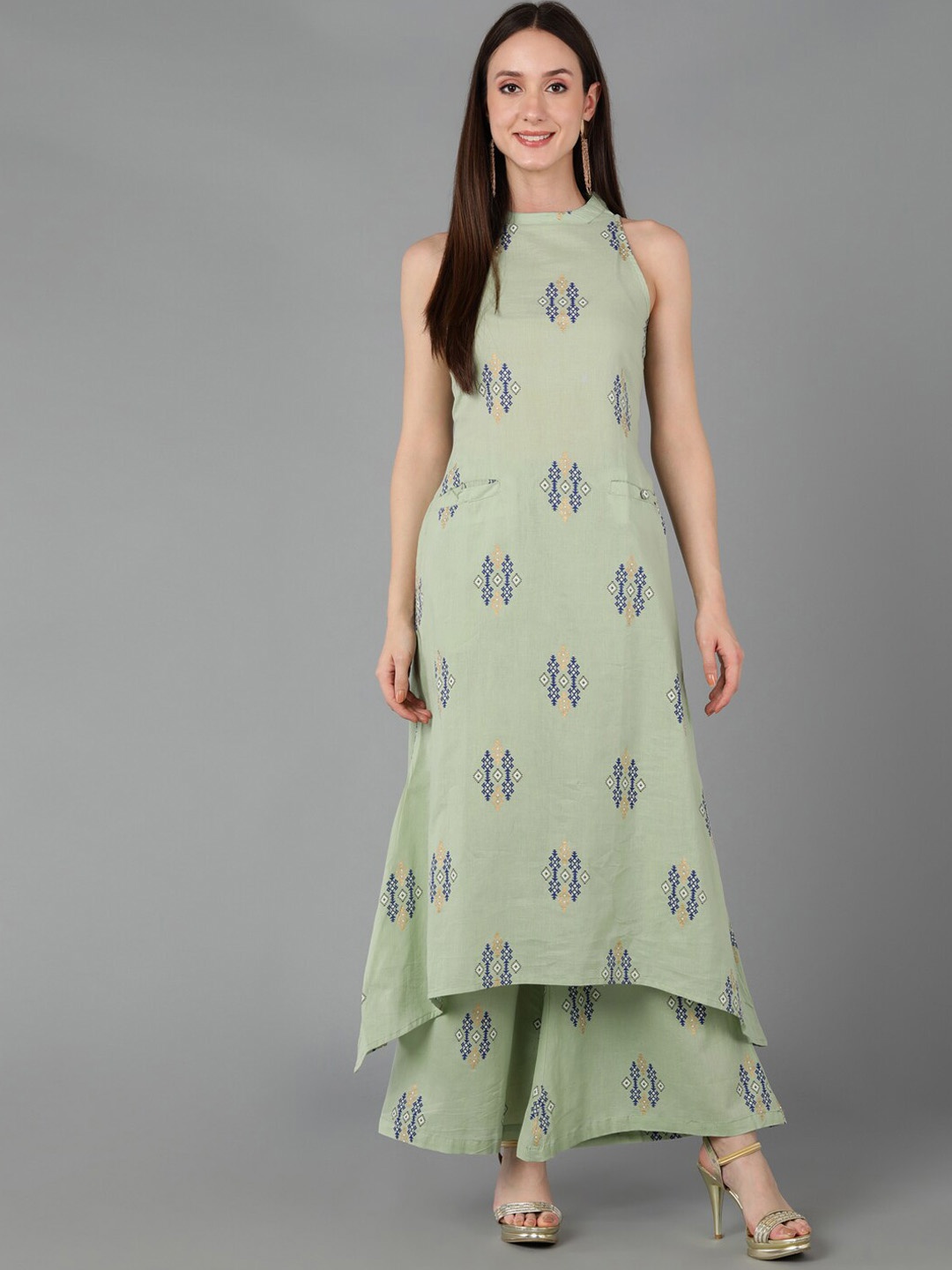 

AHIKA Women Green Printed Pure Cotton Kurta with Palazzos