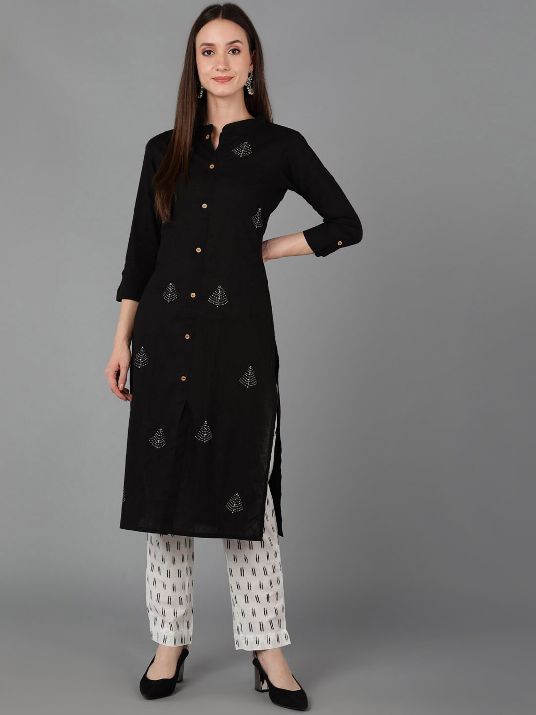 

AHIKA Women Black Printed Empire Pure Cotton Kurta with Trousers