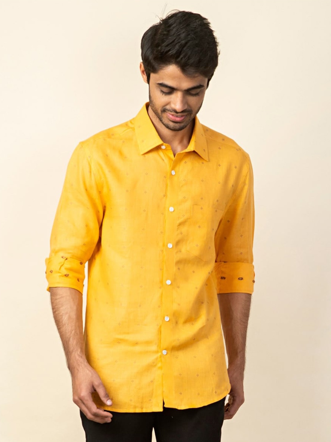 

Fabindia Men Slim Fit Floral Printed Casual Shirt, Orange