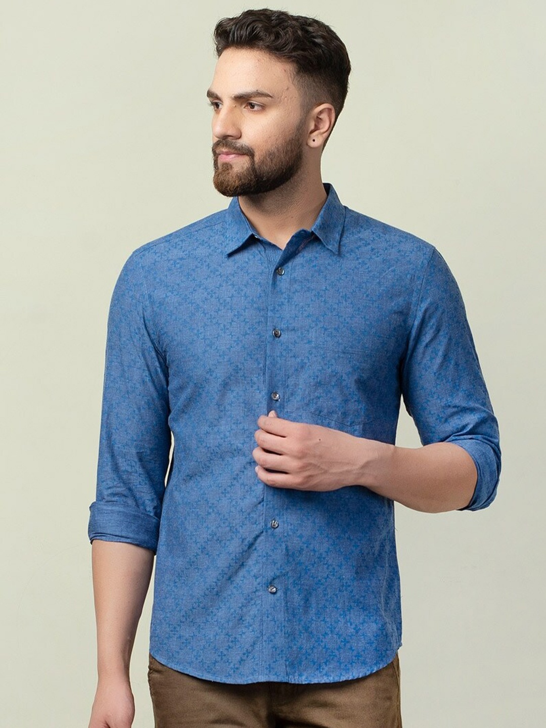 

Fabindia Men Cotton Slim Fit Printed Casual Shirt, Navy blue